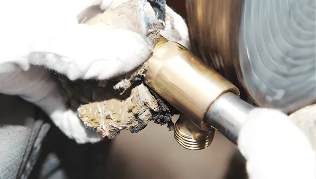 Om Brass Industries Polishing Unit facility in Jamnagar - precision brass manufacturing process image 1